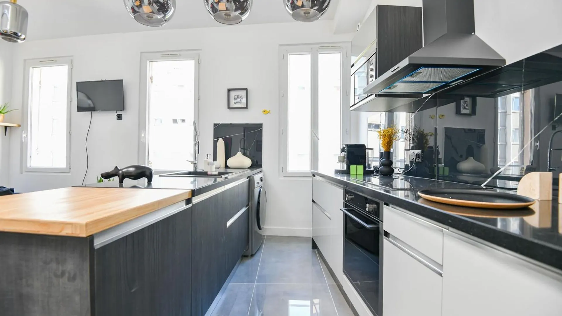 Appart 3 Ch Clim Proche Vieux-Port Gare St-Charles Marseille 0*,  Frankrig